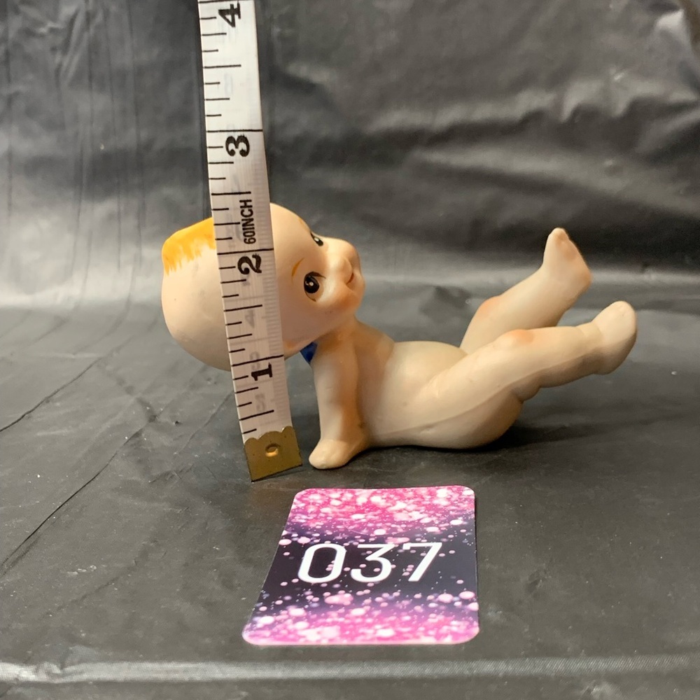 Kewpie Porcelain Baby Beige Vintage Angle Baby Collectable Playful Piano Baby - Picture 6 of 7